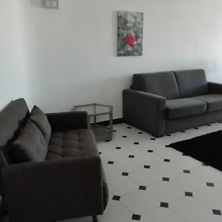 Edificio Coral Apartmán